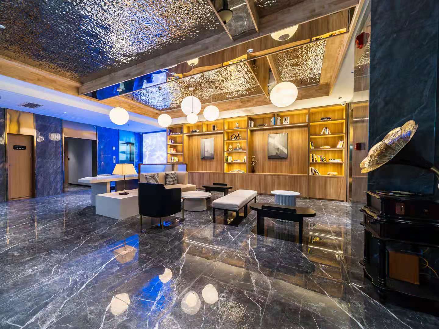 灰鲸酒店5.jpg 灰鲸酒店5.jpg